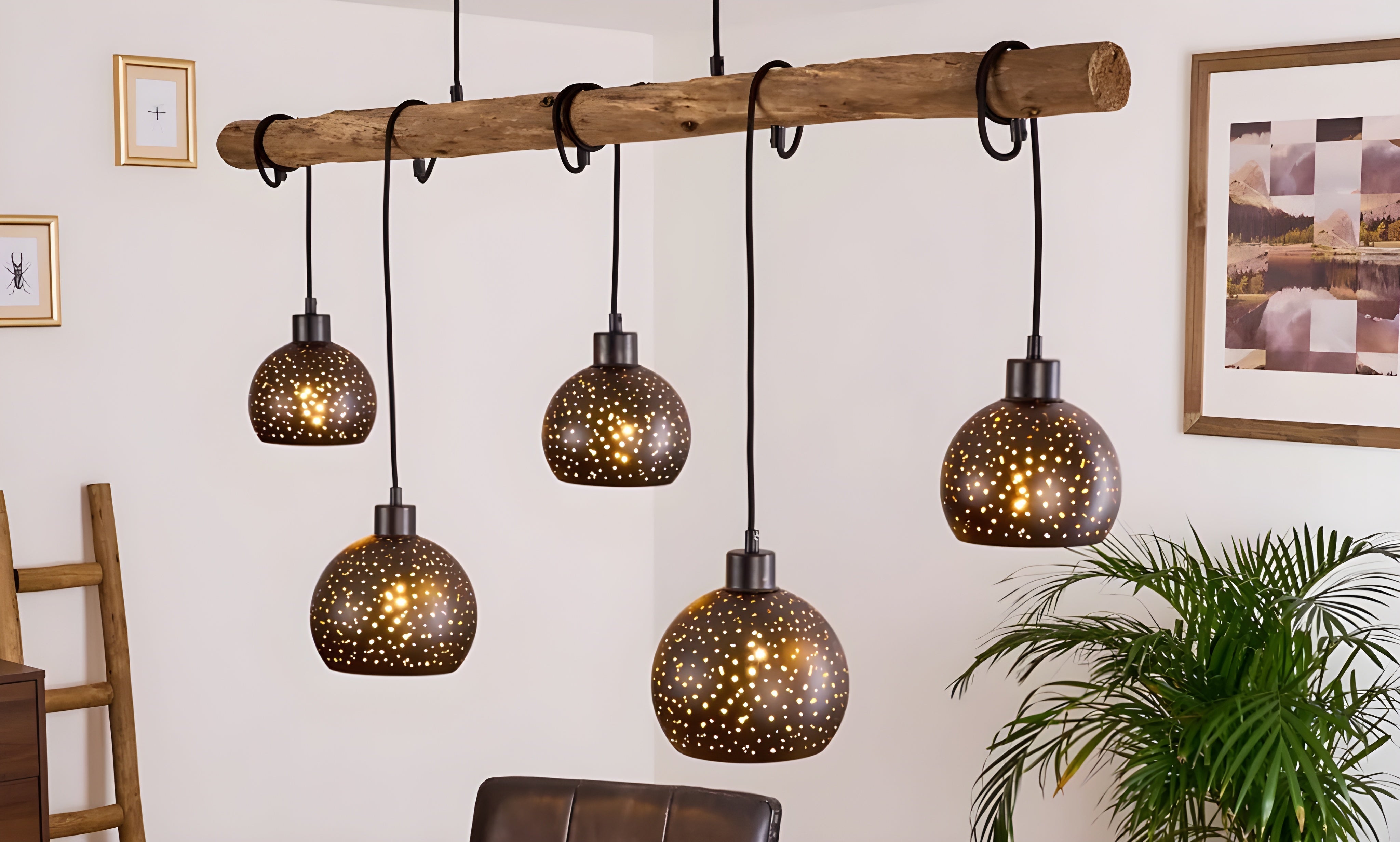 Is a Single Row or Double Row Pendant Light Better Over a Dining Table? - Parrot Uncle UK