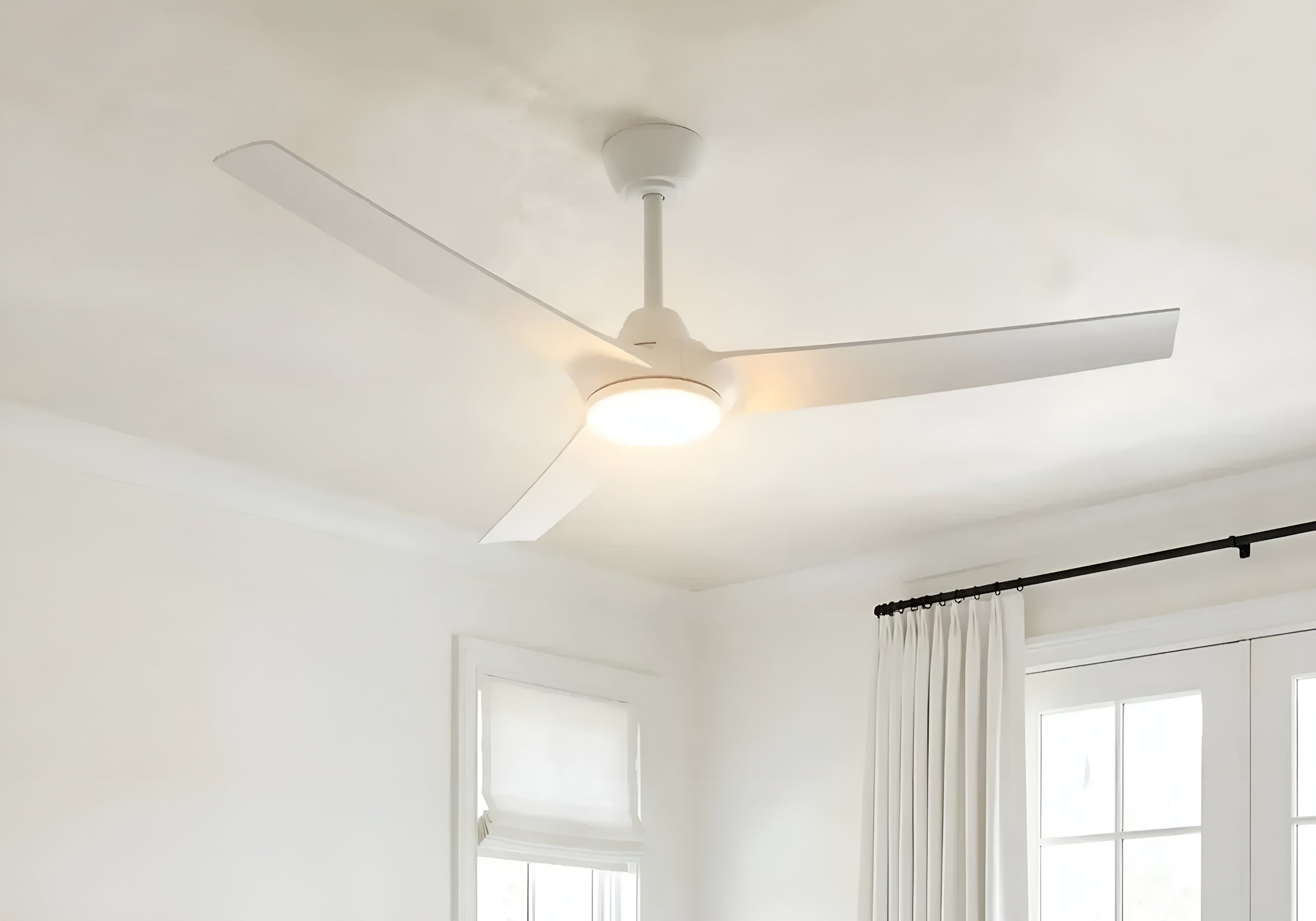 Bedroom Ceiling Fan Size Guide: How to Choose the Right Fit - Parrot Uncle UK